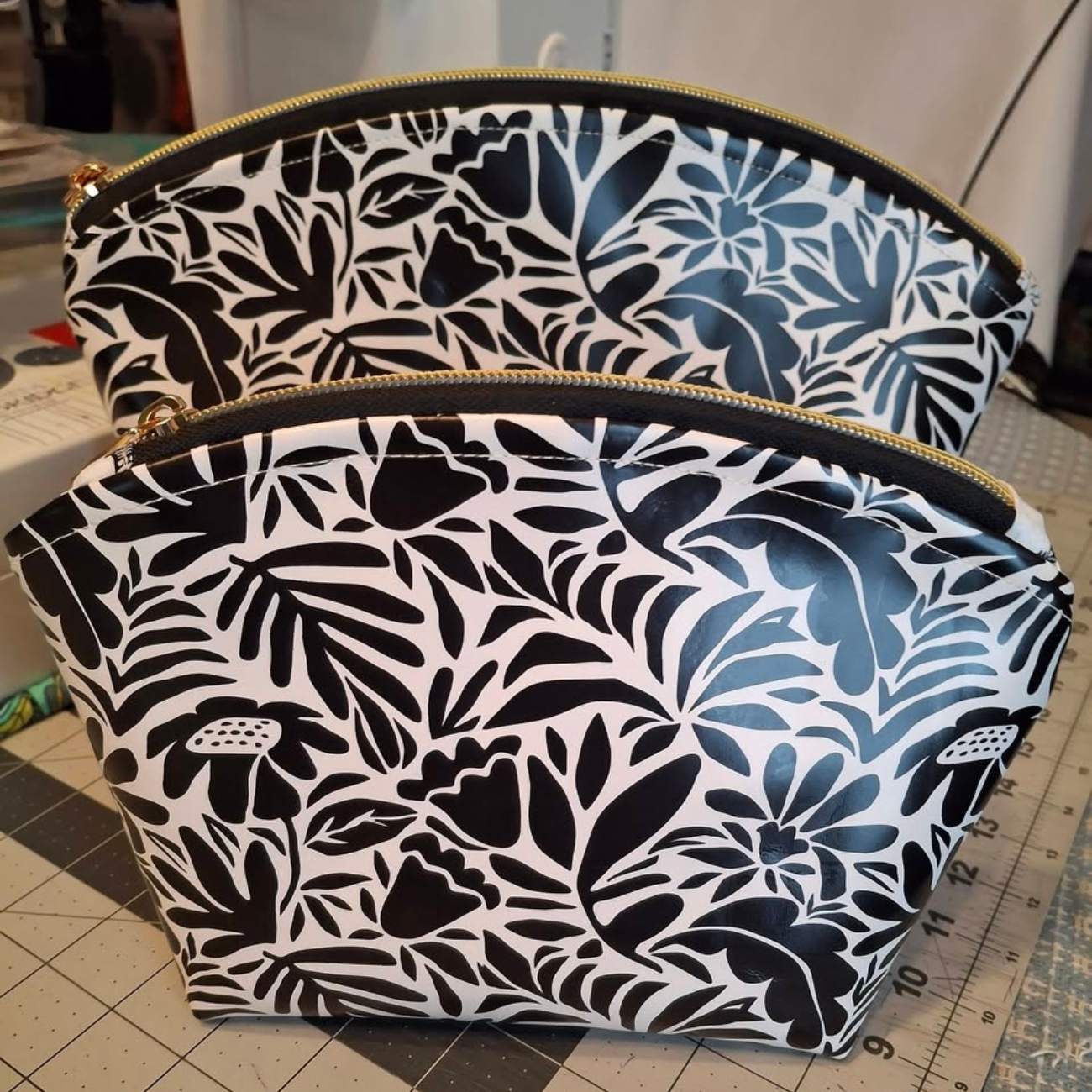 Black and Cream Floral Vinyl